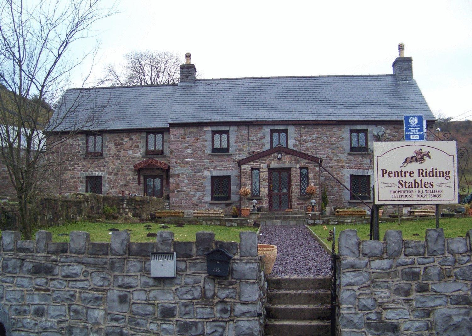 Отель Pentre Riding Stables Abercraf Экстерьер фото